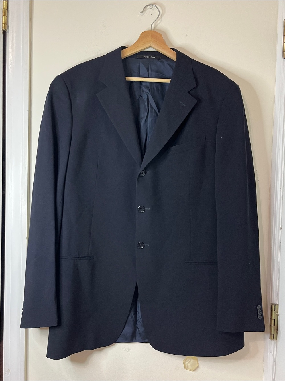 Men's Three-Button Blazer - Unbranded